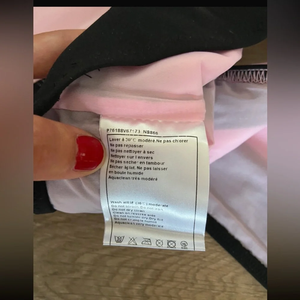 NWT CHANEL Pink&Black Striped Crop Top/bikini top size XS - Picture 8 of 11